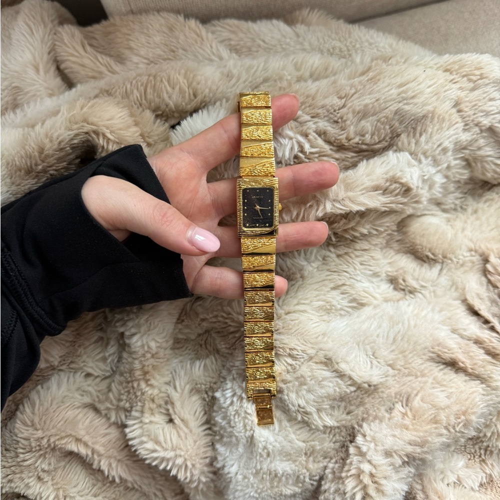 Vintage 80s Gold Tone Rectangular Watch - Textured Bark Bracelet, Black Dial